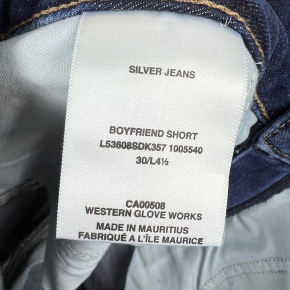NWT🤩|•SILVER JEANS•| 'Boyfriend Short' Mid Rise Cuffed Stretch Jean Short Sz 30 - Picture 7 of 11